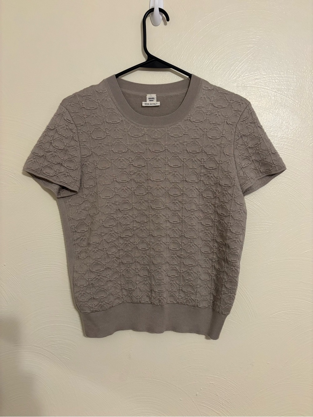 Hermès Paris Cashmere Silk Knit Top 42 Taupe Short Sleeve Made in Italy